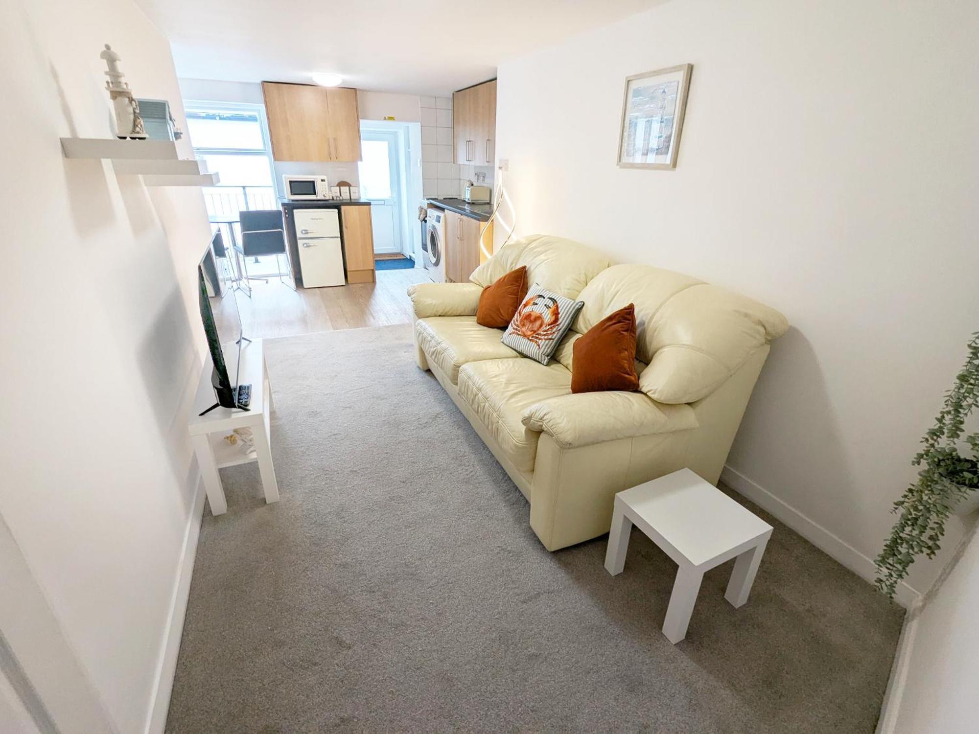 Harbour Steps - Torquay Luxury Apartment - Balcony, Free Parking, Netflix & Wifi Apartment